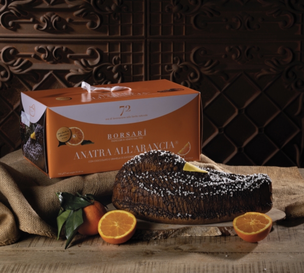 Duck-shaped cake with orange cream