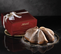Pandoro Star-Shaped Classico Elegant Red Gift Box
